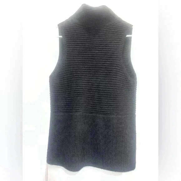 Eileen Fisher women’s black merino wool full zip sweater vest - Picture 2 of 4